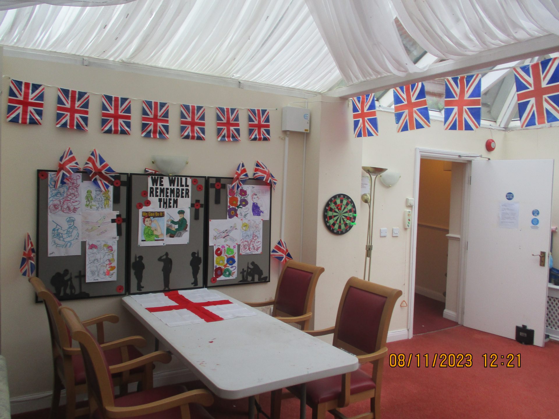 Victoria Grand organise heartfelt Remembrance Day activities for elderly