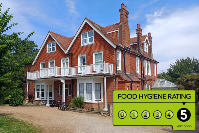The Victoria Grand Care Home Celebrates a 5-Star Food Hygiene Rating